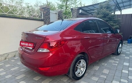 Hyundai Solaris II рестайлинг, 2011 год, 950 000 рублей, 11 фотография