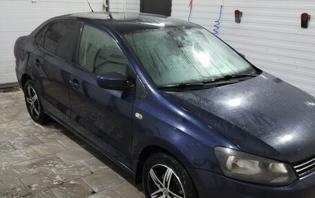 Volkswagen Polo VI (EU Market), 2012 год, 450 000 рублей, 2 фотография