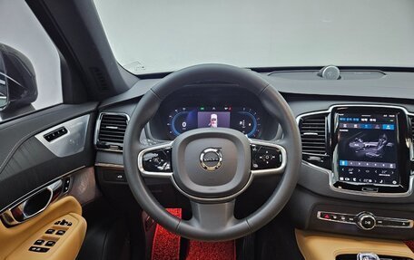 Volvo XC90 II рестайлинг, 2022 год, 5 272 000 рублей, 4 фотография