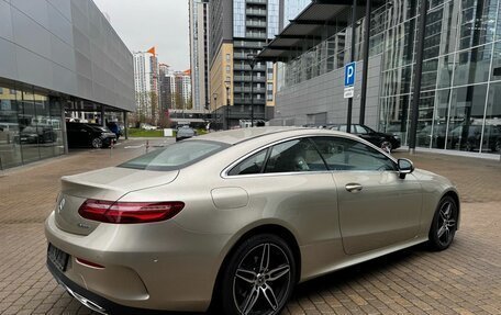Mercedes-Benz E-Класс, 2019 год, 5 350 000 рублей, 6 фотография