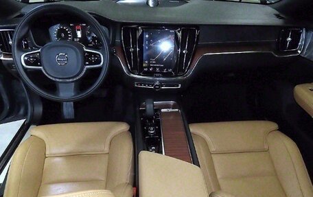Volvo V60 Cross Country II, 2022 год, 3 510 000 рублей, 3 фотография