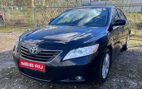Toyota Camry, 2006 год, 890 000 рублей, 1 фотография