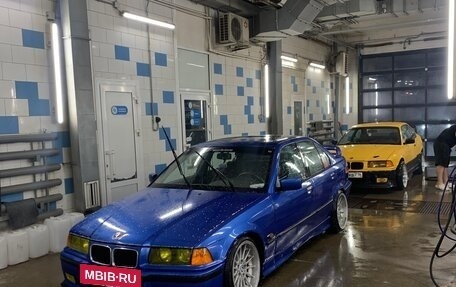 BMW 3 серия, 1993 год, 950 000 рублей, 10 фотография