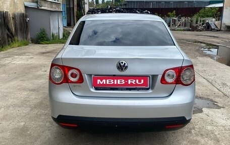 Volkswagen Jetta VI, 2009 год, 620 000 рублей, 3 фотография