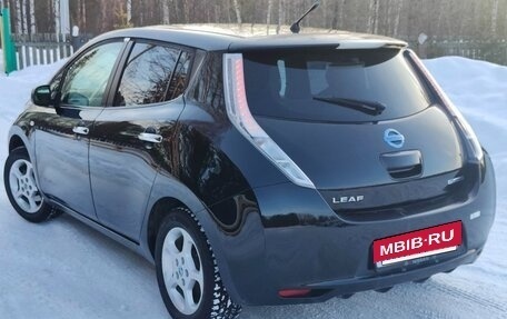 Nissan Leaf I, 2012 год, 700 000 рублей, 15 фотография