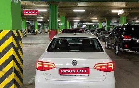 Volkswagen Jetta VI, 2015 год, 1 499 000 рублей, 3 фотография