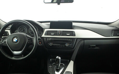 BMW 3 серия, 2016 год, 1 829 000 рублей, 15 фотография