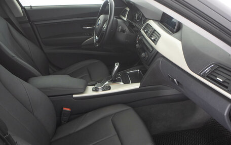 BMW 3 серия, 2016 год, 1 829 000 рублей, 13 фотография