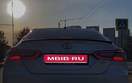 Toyota Camry, 2020 год, 2 800 000 рублей, 6 фотография