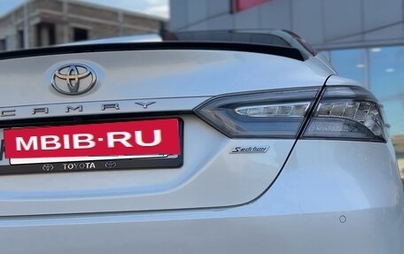 Toyota Camry, 2020 год, 2 800 000 рублей, 11 фотография