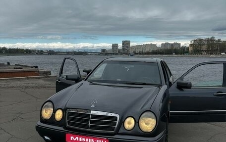 Mercedes-Benz E-Класс, 1996 год, 600 000 рублей, 1 фотография