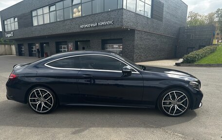 Mercedes-Benz C-Класс, 2019 год, 3 990 000 рублей, 4 фотография