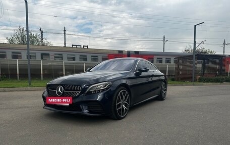Mercedes-Benz C-Класс, 2019 год, 3 990 000 рублей, 2 фотография