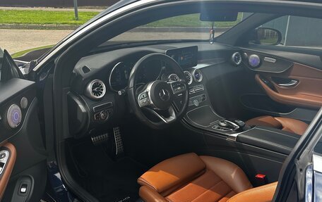 Mercedes-Benz C-Класс, 2019 год, 3 990 000 рублей, 10 фотография