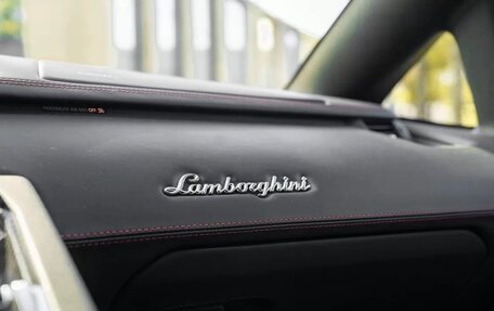 Lamborghini Aventador I рестайлинг, 2013 год, 21 000 000 рублей, 7 фотография
