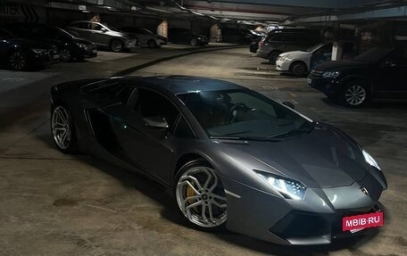 Lamborghini Aventador I рестайлинг, 2013 год, 21 000 000 рублей, 9 фотография