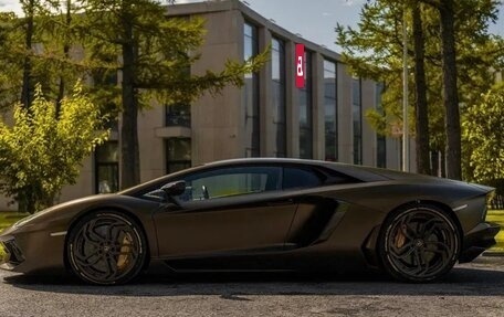 Lamborghini Aventador I рестайлинг, 2013 год, 21 000 000 рублей, 3 фотография