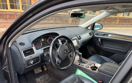 Volkswagen Touareg III, 2015 год, 3 450 000 рублей, 10 фотография
