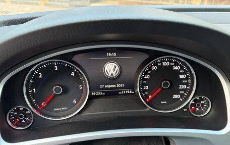Volkswagen Touareg III, 2015 год, 3 450 000 рублей, 13 фотография