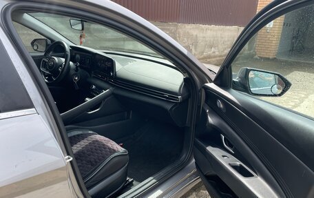Hyundai Elantra, 2023 год, 2 150 000 рублей, 16 фотография