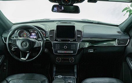 Mercedes-Benz GLS, 2018 год, 4 098 000 рублей, 22 фотография