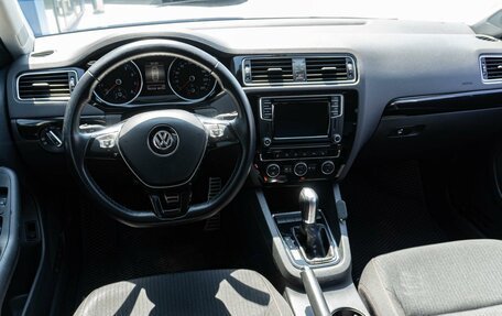 Volkswagen Jetta VI, 2018 год, 1 629 000 рублей, 6 фотография