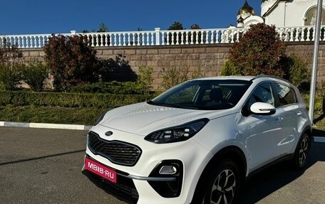 KIA Sportage IV рестайлинг, 2019 год, 2 420 000 рублей, 1 фотография