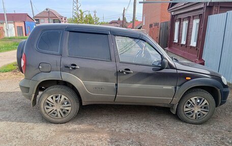 Chevrolet Niva I рестайлинг, 2010 год, 515 000 рублей, 5 фотография