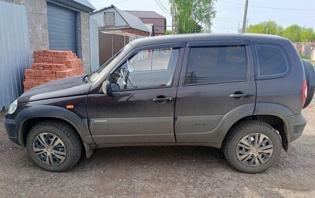 Chevrolet Niva I рестайлинг, 2010 год, 515 000 рублей, 7 фотография