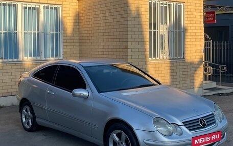 Mercedes-Benz C-Класс, 2006 год, 650 000 рублей, 3 фотография