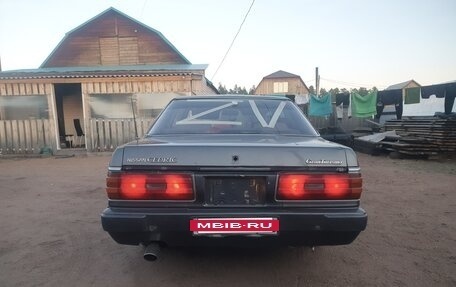 Nissan Gloria VIII, 1990 год, 350 000 рублей, 4 фотография