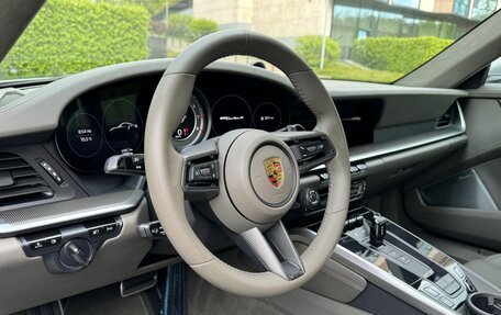 Porsche 911, 2020 год, 22 900 000 рублей, 28 фотография