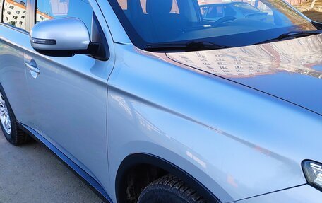 Mitsubishi Outlander III рестайлинг 3, 2014 год, 13 фотография