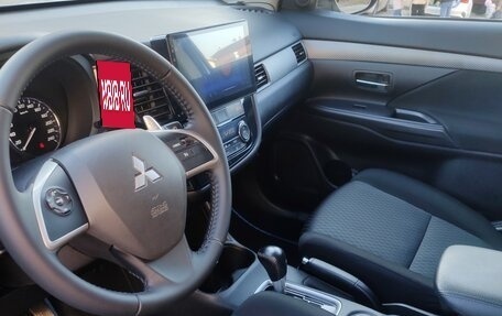 Mitsubishi Outlander III рестайлинг 3, 2014 год, 10 фотография