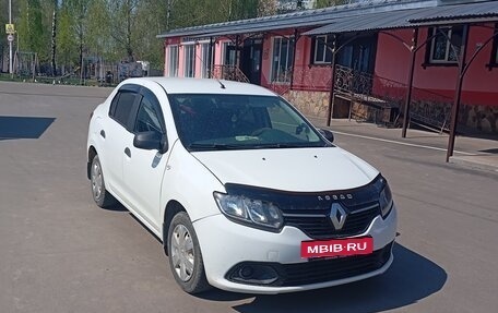 Renault Logan II, 2017 год, 785 000 рублей, 7 фотография