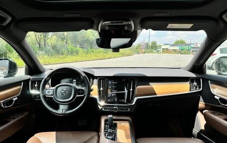 Volvo S90 II рестайлинг, 2021 год, 3 080 687 рублей, 7 фотография