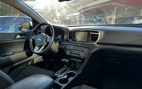 KIA Sportage IV рестайлинг, 2019 год, 2 420 000 рублей, 22 фотография