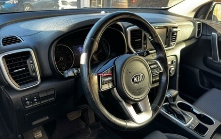 KIA Sportage IV рестайлинг, 2019 год, 2 420 000 рублей, 21 фотография