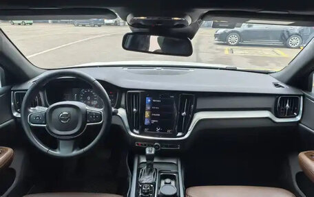 Volvo S60 III, 2021 год, 2 275 000 рублей, 7 фотография