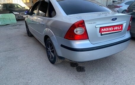 Ford Focus II рестайлинг, 2006 год, 370 000 рублей, 4 фотография
