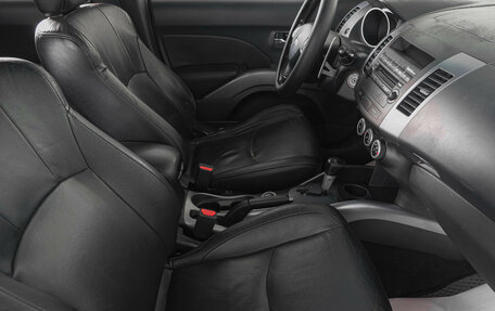 Mitsubishi Outlander III рестайлинг 3, 2007 год, 1 199 000 рублей, 9 фотография