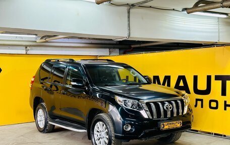 Toyota Land Cruiser Prado 150 рестайлинг 2, 2015 год, 3 100 000 рублей, 5 фотография