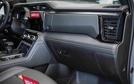 GMC Sierra, 2024 год, 9 899 999 рублей, 28 фотография