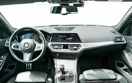 BMW 3 серия, 2020 год, 3 390 000 рублей, 10 фотография