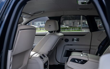 Rolls-Royce Ghost Series II рестайлинг, 2021 год, 26 000 000 рублей, 8 фотография
