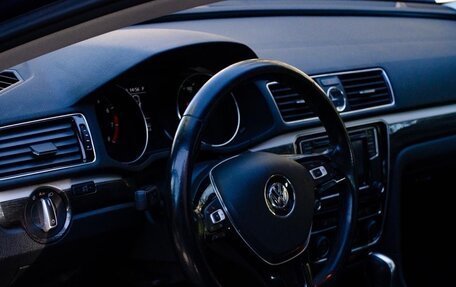 Volkswagen Passat B8 рестайлинг, 2016 год, 1 850 000 рублей, 2 фотография