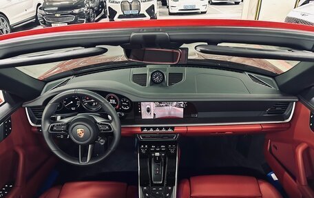 Porsche 911, 2025 год, 19 420 000 рублей, 4 фотография