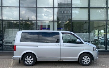 Volkswagen Multivan T5, 2011 год, 2 470 000 рублей, 4 фотография