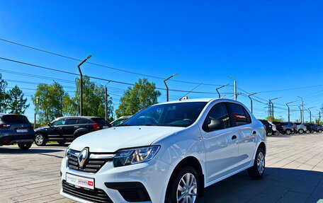 Renault Logan II, 2018 год, 850 000 рублей, 3 фотография