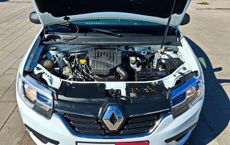 Renault Logan II, 2018 год, 850 000 рублей, 25 фотография
